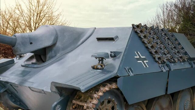 WWII German Tank Jagdpanzer 38