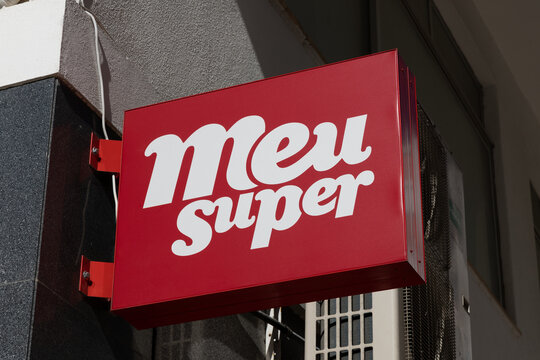 Meu Super logo sign. Meu Super is your supermarket nearby, where you can find everything for your day-to-day life, without having to go to the big supermarkets. Setubal, Portugal. 16 August 2023. 