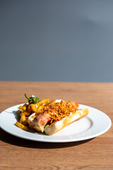 Hot Dog con cebolla crujiente 