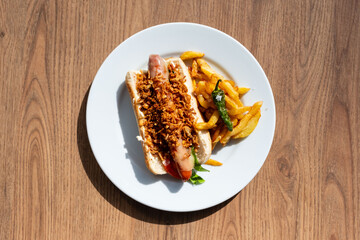 Hot Dog con cebolla crujiente 