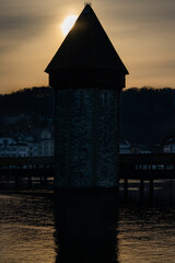 Wasserturm im Sonnenuntergang