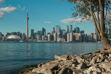 Obraz premium Toronto cityscape with CN tower and beautiful lake Ontario
