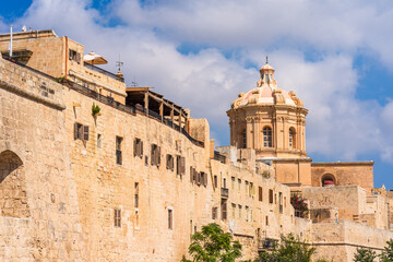 Obraz premium The Moat walls around the historic town of Mdina, Malta