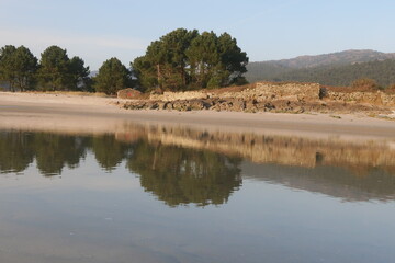 Monta&ntilde;a y playa