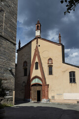 Obraz premium Exterior view of the Collegiate Church of Santi Pietro e Orso (St. Peter and Orso) in Aosta, Italy.