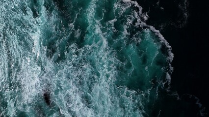 Obraz premium Above the Ocean Waves, Ocean's Embrace, Ocean Depths from Above, Waves from the Sky, Waves