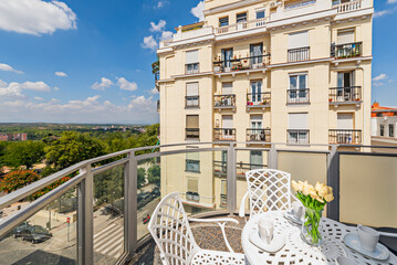  modular or stackable furniture to optimize space