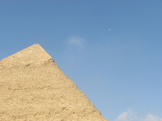 pyramids of giza
