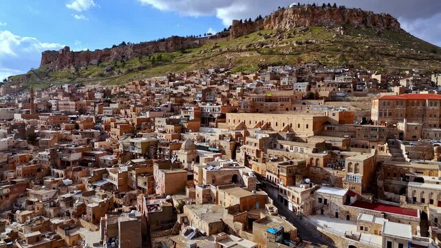 This video of Mardin showcases its historic stone houses, the Ulu Mosque, and Mardin Castle. The city's rich heritage and warm light create a captivating atmosphere for exploration.