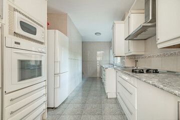  The finishes and colors of kitchen furniture can influence the aesthetics and ambiance of the kitchen