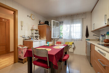 These are the furniture in any kitchen. They are used for utensils and other low or wall-mounted items and can vary in size and shape depending on the needs of the kitchen