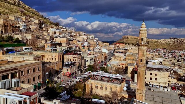 This video of Mardin showcases its historic stone houses, the Ulu Mosque, and Mardin Castle. The city's rich heritage and warm light create a captivating atmosphere for exploration.