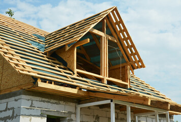 House dormer roofing construction with framing