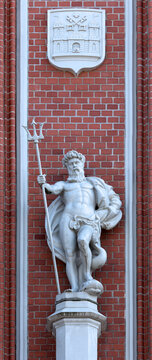 Neptuno con su gran tridente