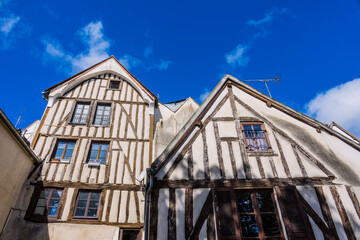 Maisons à colombages dans les rues d'Auxerre