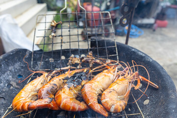 Giant river prawn shrimp grilled on fire
