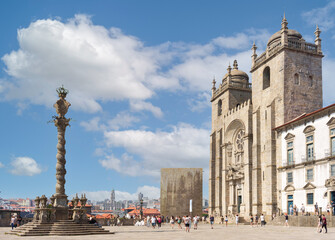 Panoramic view of Porto Cathedral on a summer day