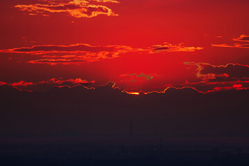 Leipzig, glutroter Sonnenuntergang