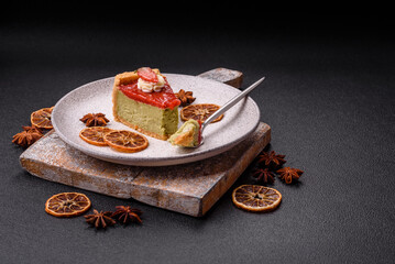 No baked sweet strawberry cheesecake with pistachio and cream cheese