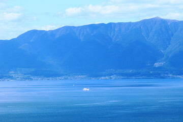 琵琶湖と湖西の山の風景　蓬莱山