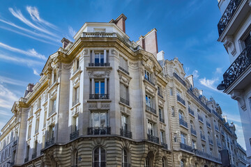 Fototapeta premium Paris, beautiful facades in the 7e arrondissement