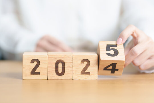 2024 change to 2025 year block on table. goal, Resolution, strategy, plan, start, budget, mission, action, motivation and New Year concepts