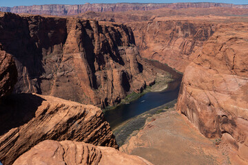 Colorado river deep canyon Horseshoe Bend, Scenic view from steep cliffs above