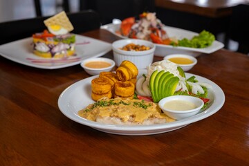 Filete de Parche en salsa de chorizo y cocona