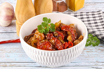 Pork with oyster sauce and vegetables