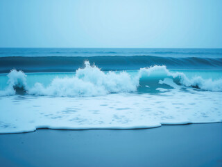 Obraz premium Turquoise wave breaking on sandy beach shore