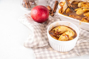 Caramel and cinnamon baked apples, paleo, vegan low-carb diet autumn dessert, apple pie trendy...
