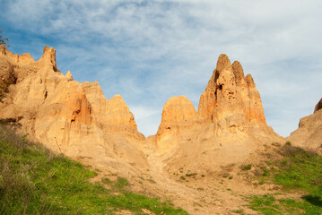 Fototapeta premium A photo capturing the fascinating natural phenomenon of sand pyramids.