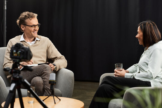 A journalist conducts an insightful interview with a specialist, highlighting expertise and perspective.