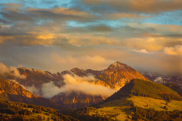 Fototapeta premium Alpenglühen - Rotspitze - Allgäu - Berge - Sonnenuntergang - Herbst