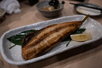 grilled sardines with lemon and herbs
