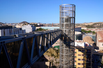 Panoramic elevator in the city of Cartagena © Fernando