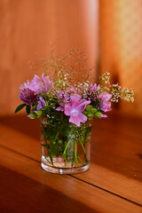 Polne kwiaty we szklance © Stefan