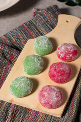 Chewy mochi cake, has a sweet and savory taste