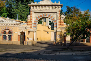 Fototapeta premium Arch on the French Boulevard in Odessa. Entrance arch leading to Otrada beach and cable car.