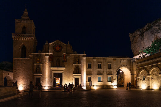 &Eacute;glise San Pietro Caveoso de nuit, Matera, Italie