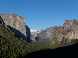 Sunny view of the valley view landscape at Yosemite National Park