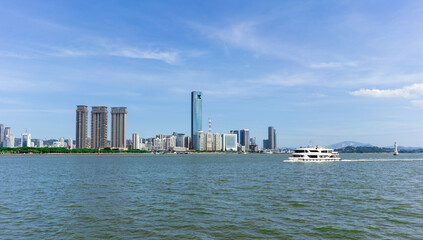Fototapeta premium view of the river thames