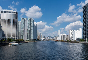 Fototapeta premium 東京品川 運河沿いの風景