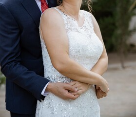 boda, traje, accesorios, reloj, botones, familia, recuerdos, chaleco, chaqueta, zapatos, ramillete, prendido, corbata, gemelos, novio, novia, marido, mujer, ramo, collar, pendientes, gafas, tacones, p
