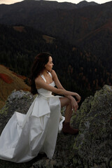 Elegant Bride in Nature A Stunning and Breathtaking Mountain Outdoor Photoshoot