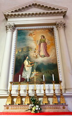 The amazing artistry of the biblical scenes depicted on the icons and religious paintings in the Basilica of Saint Marin brings every interested viewer into awe and worship.