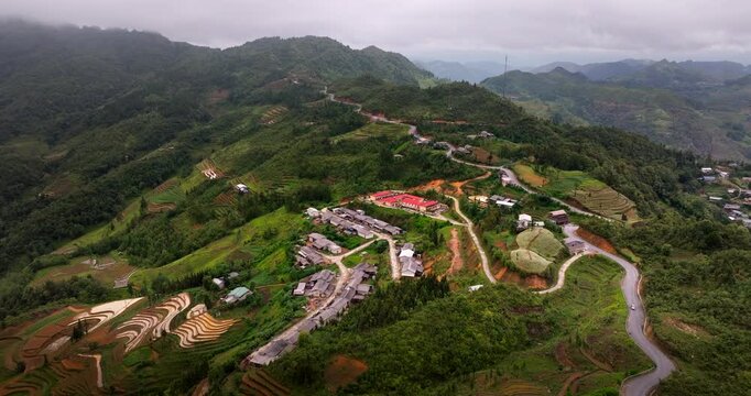 In Ha Giang, where spirits soar, the loop&rsquo;s path visitors to explore
