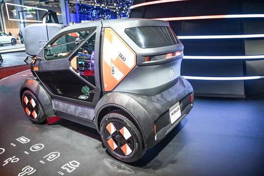 Mondial Auto Paris 2024 Mobilize Duo