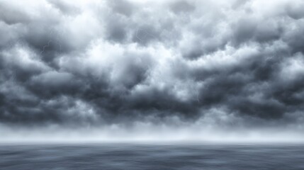 Obraz premium Ominous Seascape: Stormy Clouds Gather Over the Vast Ocean