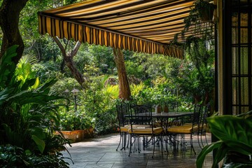 Obraz premium Outdoor seating area with a table and chairs sheltered by a canopy